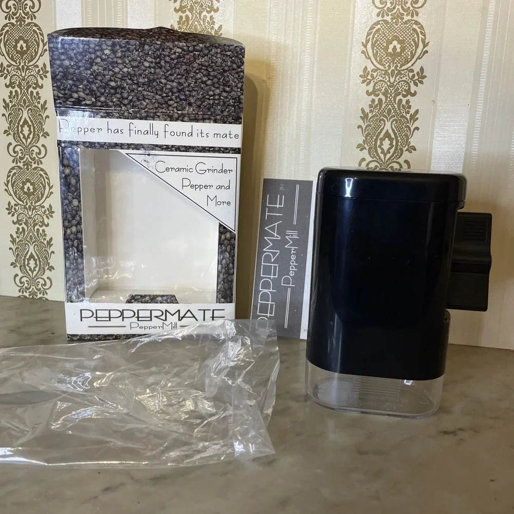 Pepper Mate Pepper Mill NEW Ceramic Manual Grinder | Adjustable Fine Coarse